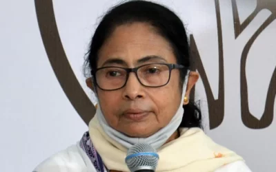 Mamata asks Kolkata mayor to form panel for fire safety audit of godowns