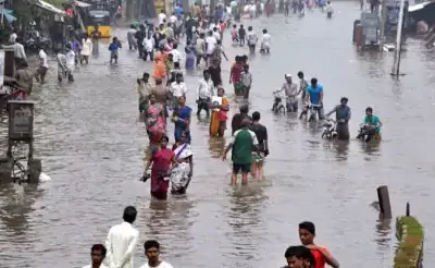 South Asia’s poorest city dwellers bear brunt of worsening floods