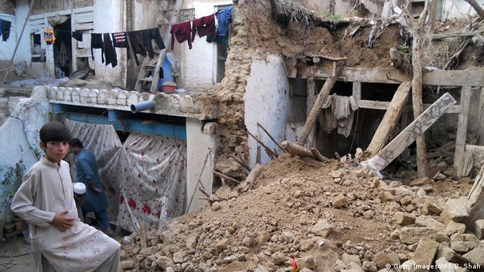 Strong earthquake kills at least 280 in Afghanistan