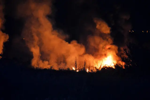 Cargo plane with Serbian defence material crashes in northern Greece