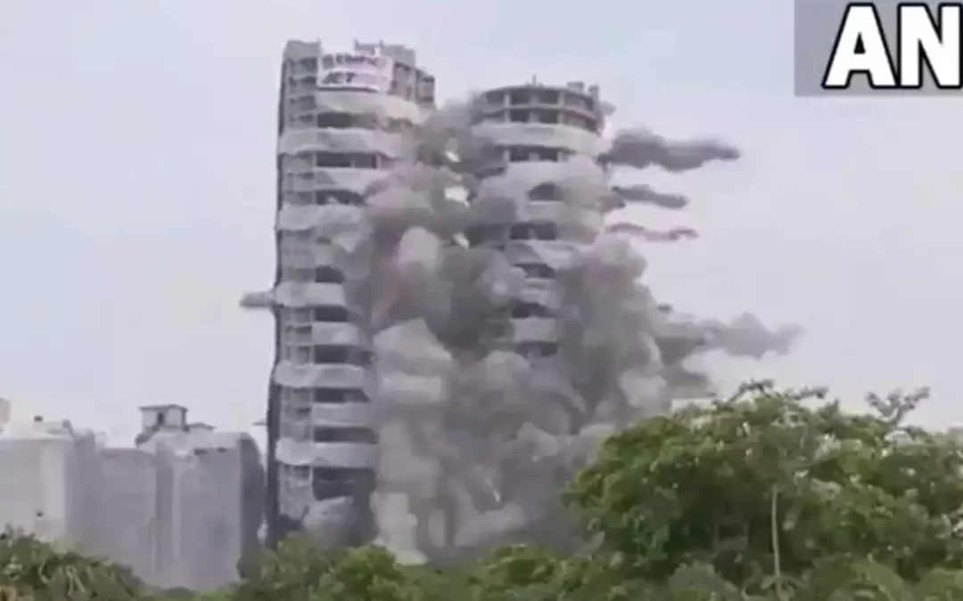 Supertech takes Rs 100 crore cover for demolition of its twin towers in Noida