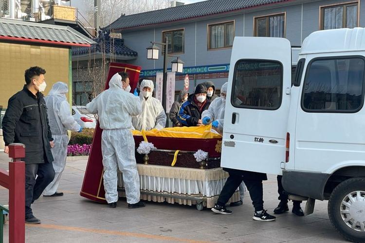 China could see as many as 25,000 deaths a day from Covid-19 in Jan