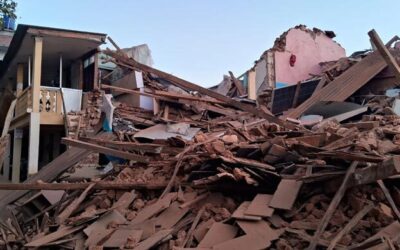 Nepal earthquake kills at least 128, toll could rise, officials say