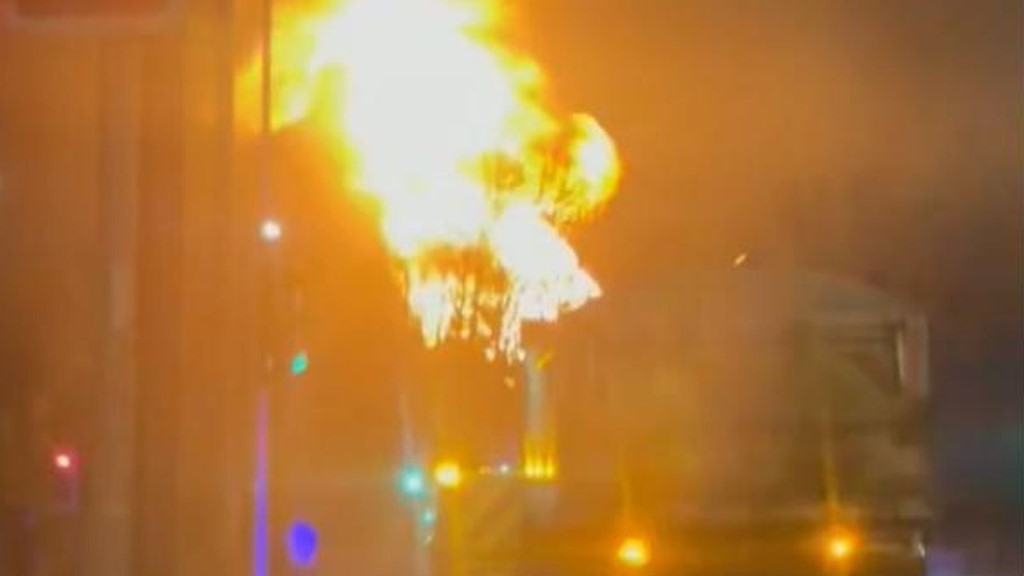 Huge fire closes UK’s Heathrow Airport, global flight schedules disrupted