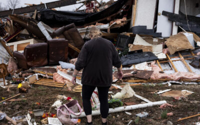 At least 33 dead as tornadoes ravage central US