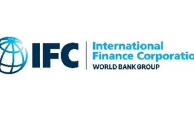 IFC invests Rs285 crore in long-term debts of Axis Max Life Insurance