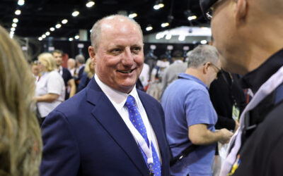 Berkshire Hathaway raises new CEO’s salary to $25 million